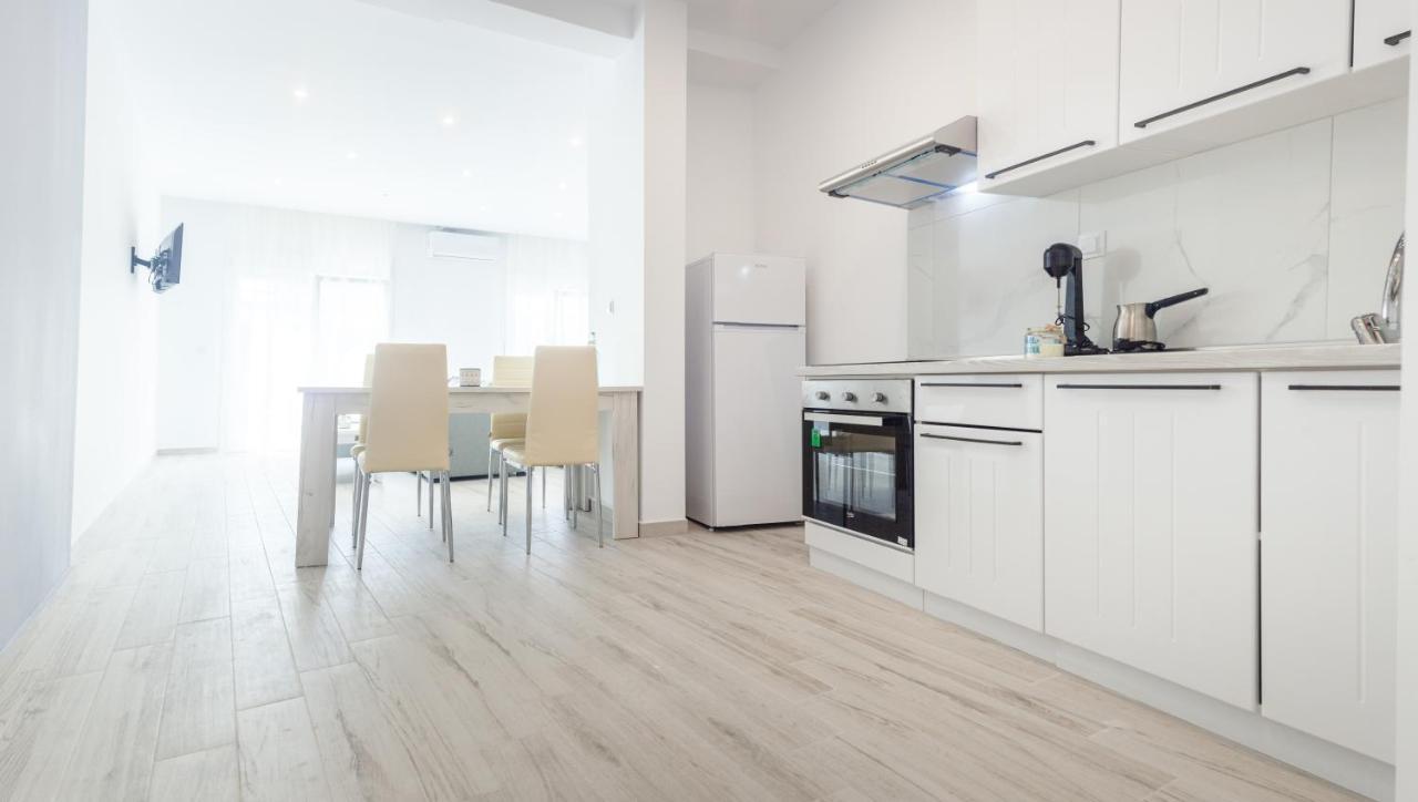 Diamanti Apartments Downtown 萨索斯 外观 照片